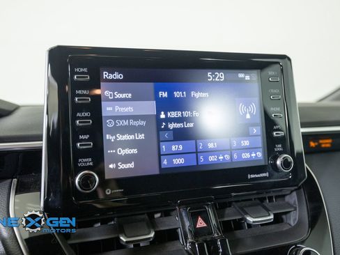 Used 2021 Toyota Corolla SE w/ Carpet Mat Package (TMS) FWD image 20