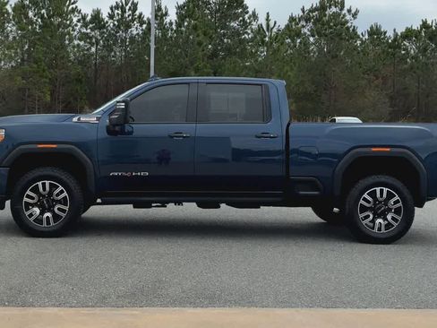 Used 2022 GMC Sierra 2500 AT4 w/ AT4 Premium Plus Package image 5