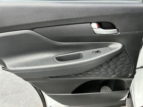 Used 2019 Hyundai Santa Fe SE FWD image 15