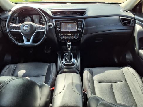 Used 2017 Nissan Rogue SL FWD image 9