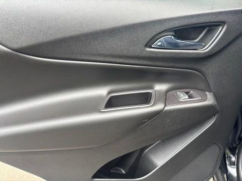 Used 2019 Chevrolet Equinox LT FWD image 34