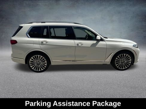 Used 2021 BMW X7 xDrive40i w/ Executive Package AWD/4WD image 9