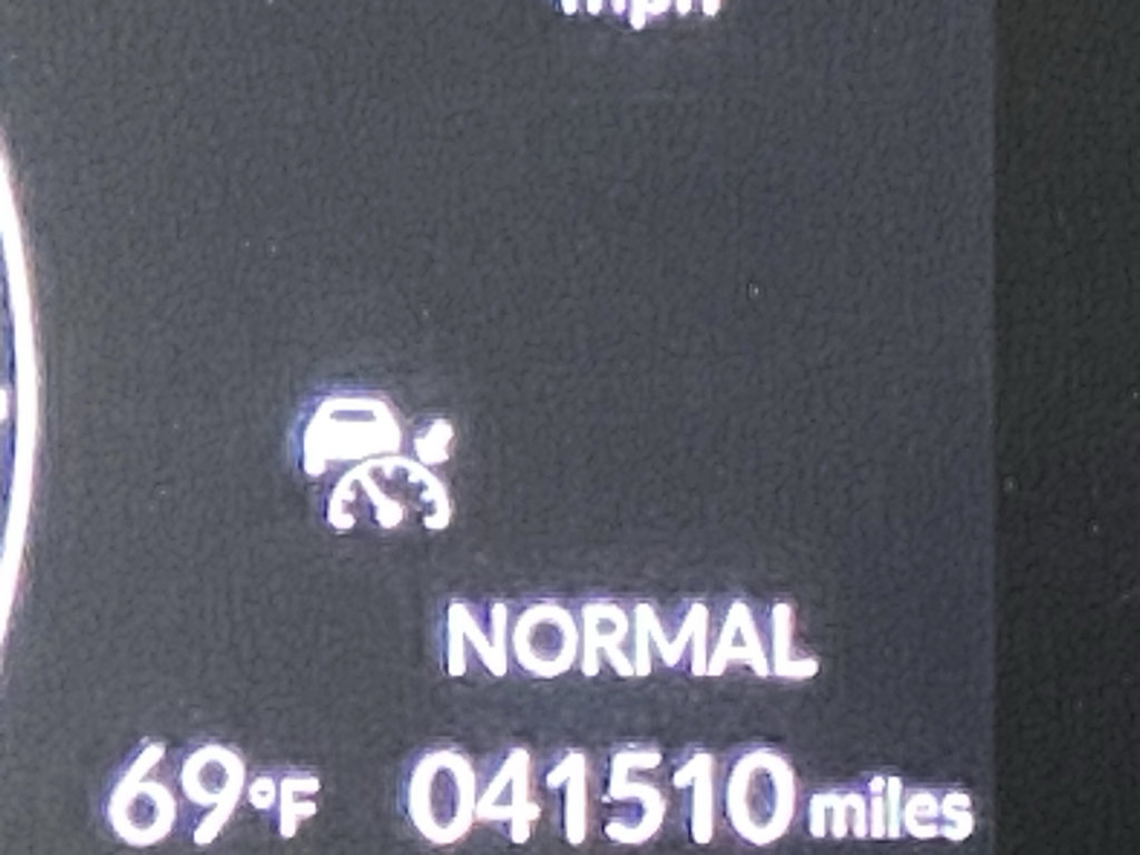 Used 2024 Honda CR-V Sport Touring image 16