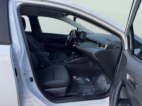 Used 2024 Toyota Corolla LE image 40