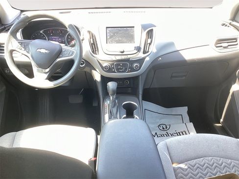 Used 2022 Chevrolet Equinox LT image 10