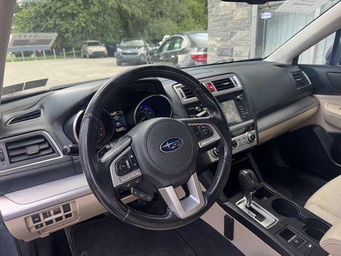 Used 2015 Subaru Legacy 2.5i Premium AWD/4WD image 12