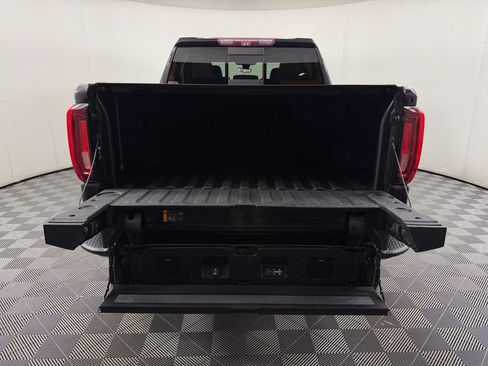 Used 2021 GMC Sierra 1500 AT4 w/ AT4 Value Package AWD/4WD image 16