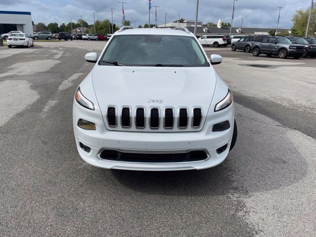 Used 2018 Jeep Cherokee Overland w/ Technology Group AWD/4WD image 3