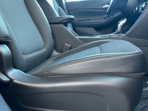 Used 2021 Buick Encore GX Preferred image 23