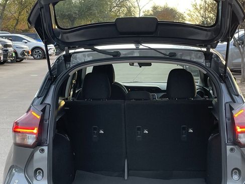 Used 2024 Nissan Kicks S image 25