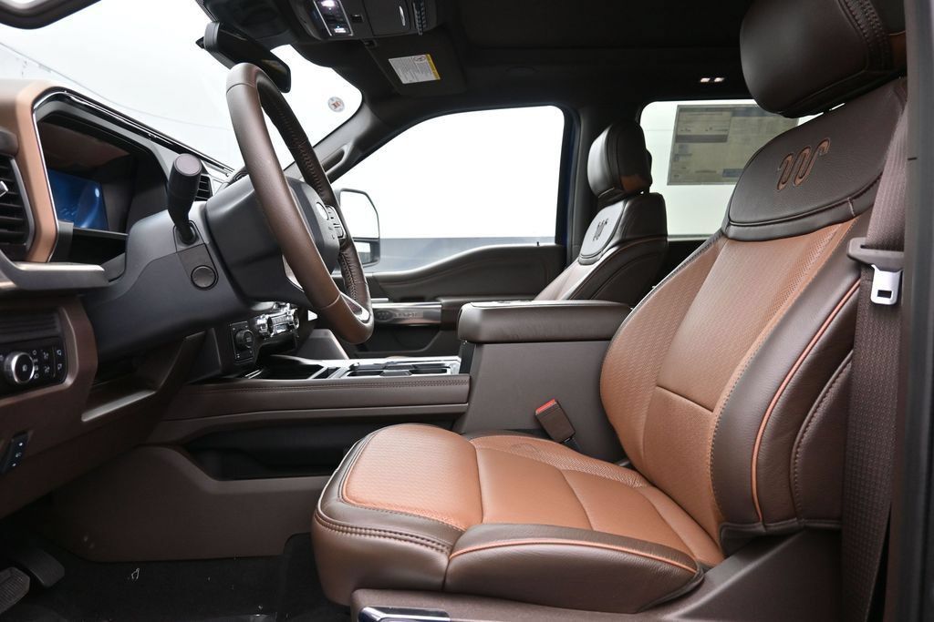 New 2026 Ford F250 King Ranch w/ FX4 Off-Road Package AWD/4WD image 19
