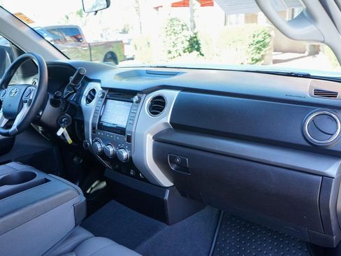 Used 2016 Toyota Tundra SR5 image 34
