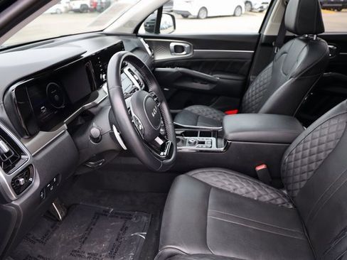 Used 2022 Kia Sorento SX image 10