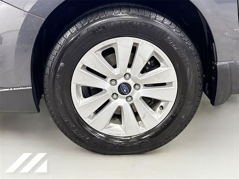 Used 2019 Subaru Outback 2.5i Premium image 33