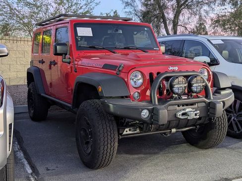 Used 2015 Jeep Wrangler Unlimited Rubicon w/ Connectivity Group image 3