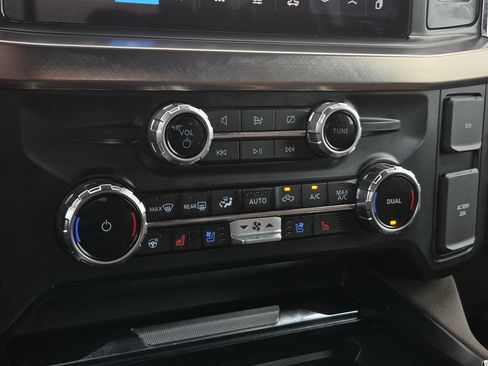 Used 2024 Ford F350 King Ranch w/ FX4 Off-Road Package AWD/4WD image 29