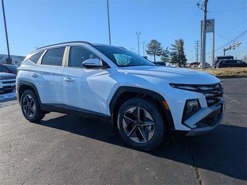 New 2026 Hyundai Tucson SEL image 2