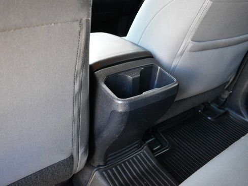 Used 2020 Toyota Tacoma SR5 image 18