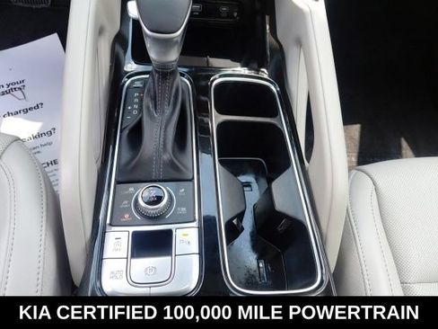 Certified 2024 Kia Telluride S w/ S Sunroof Package AWD/4WD image 18