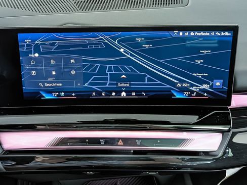 New 2026 BMW 550e xDrive image 16