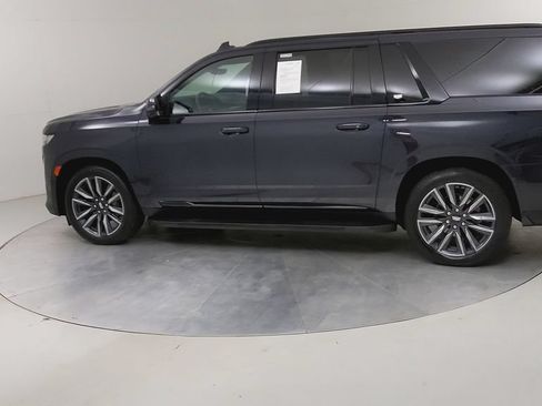 Used 2024 Cadillac Escalade ESV Sport w/ Touring Package AWD/4WD image 19