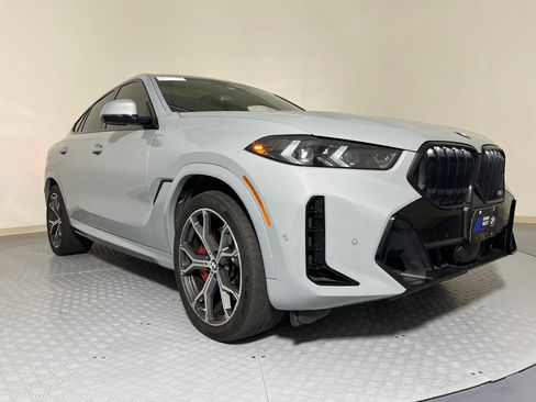 Certified 2024 BMW X6 xDrive40i w/ Executive Package image 7
