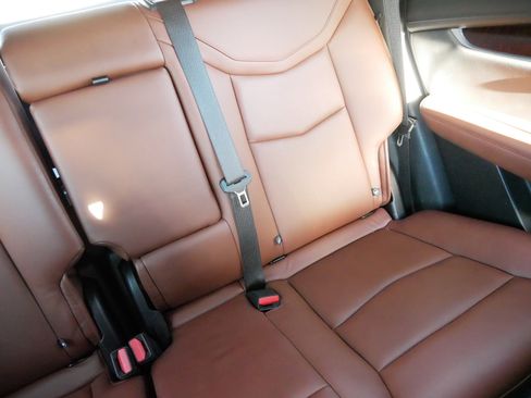 Certified 2023 Cadillac XT5 Sportv w/ LPO, Floor Liner Package image 14