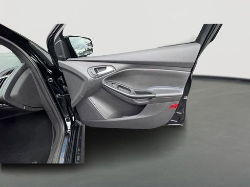 Used 2017 Ford Focus RS image 8