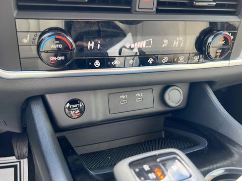 New 2026 Nissan Rogue SV image 27