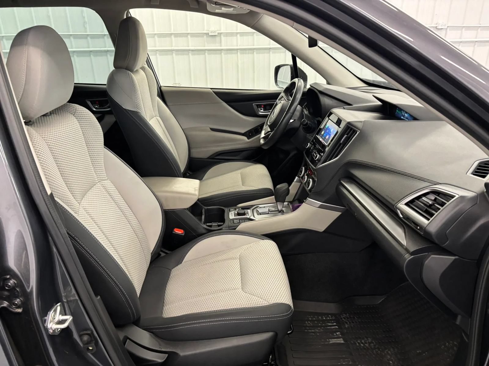 Used 2023 Subaru Forester Premium AWD/4WD image 31