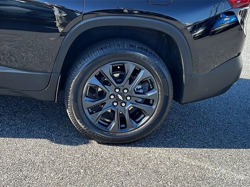 Used 2021 Chevrolet Traverse RS w/ LPO, Floor Liner Package image 9