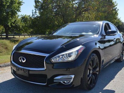 Used 2016 INFINITI Q70 3.7