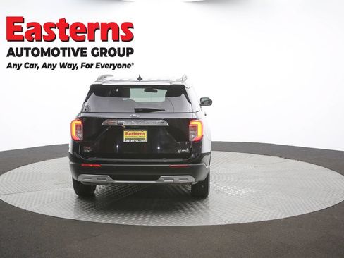 Used 2021 Ford Explorer XLT w/ Equipment Group 202A AWD/4WD image 37