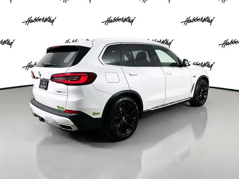 Certified 2022 BMW X5 xDrive45e image 5