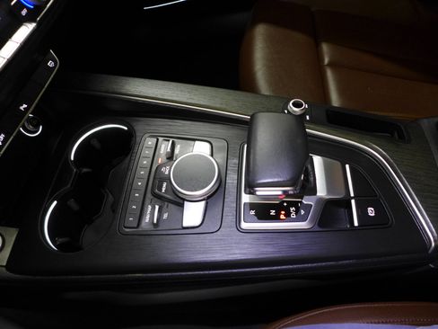 Used 2018 Audi A4 2.0T Premium Plus w/ Premium Plus Package image 39