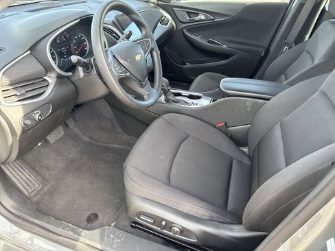 Used 2024 Chevrolet Malibu LT image 16
