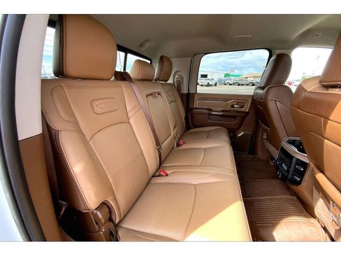 Used 2024 RAM 2500 Limited AWD/4WD image 27