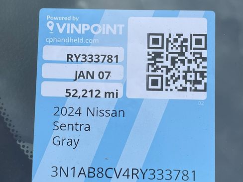 Used 2024 Nissan Sentra SV image 3