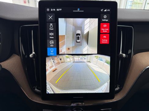 New 2026 Volvo XC60 B5 Plus w/ Protection Package Premier image 16