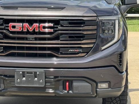 Used 2022 GMC Sierra 1500 AT4X AWD/4WD image 10