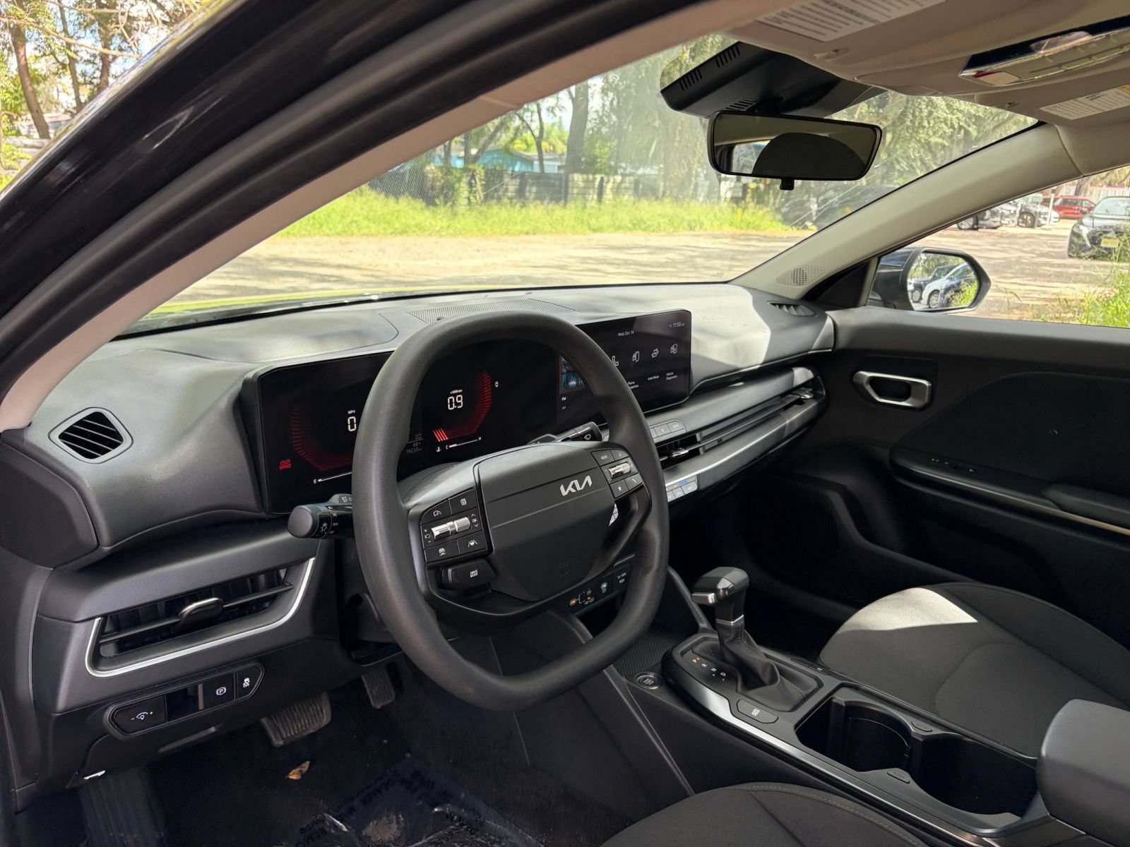 Used 2026 Kia K4 FWD image 32
