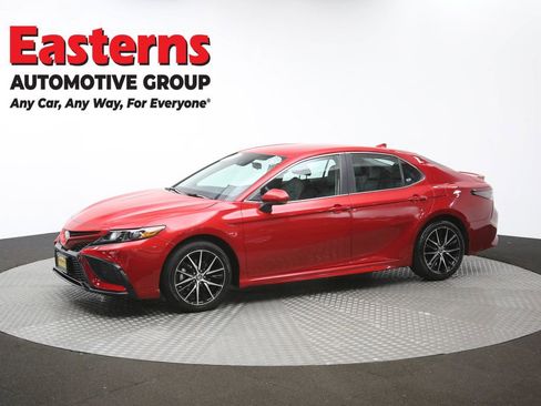 Used 2024 Toyota Camry SE image 97