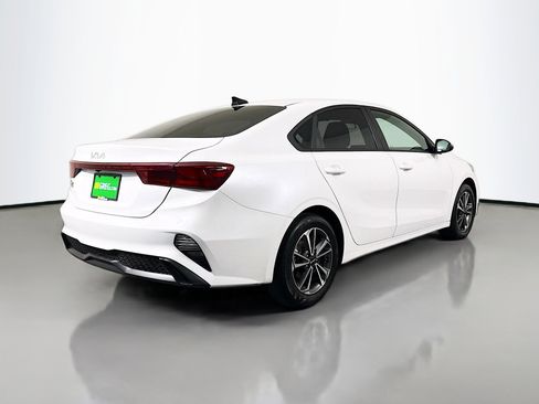 Used 2023 Kia Forte LXS w/ LXS Technology Package FWD image 10