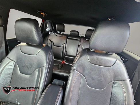 Used 2022 Jeep Compass Limited AWD/4WD image 28