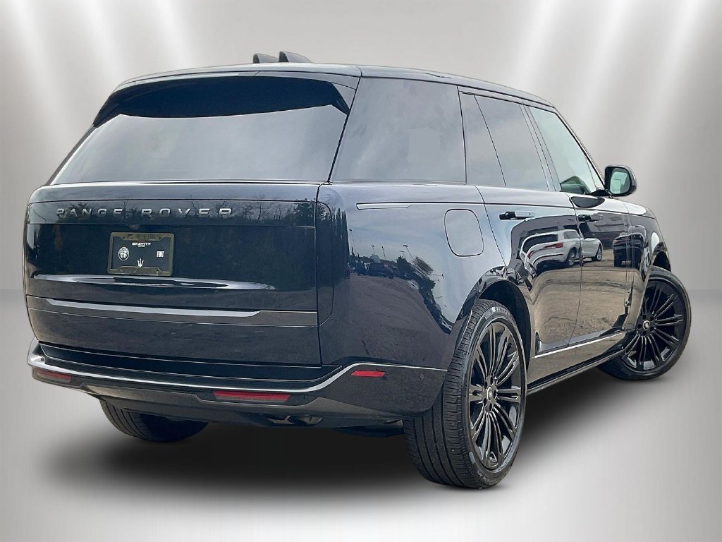 Used 2025 Land Rover Range Rover Autobiography AWD/4WD image 6