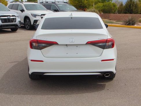 Used 2024 Honda Civic Sport image 5
