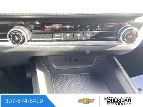 Used 2025 Chevrolet Equinox LT image 14