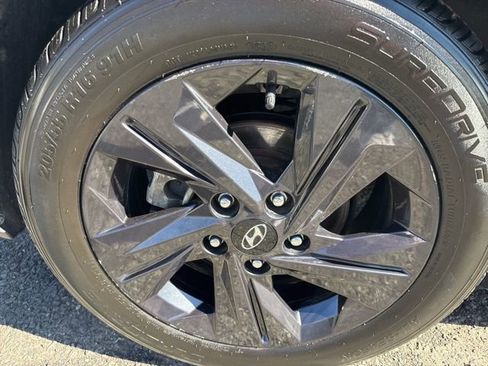 Used 2022 Hyundai Elantra SEL w/ Convenience Package image 8