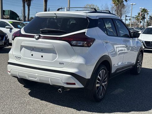 Used 2023 Nissan Kicks SR w/ Exterior Package image 4
