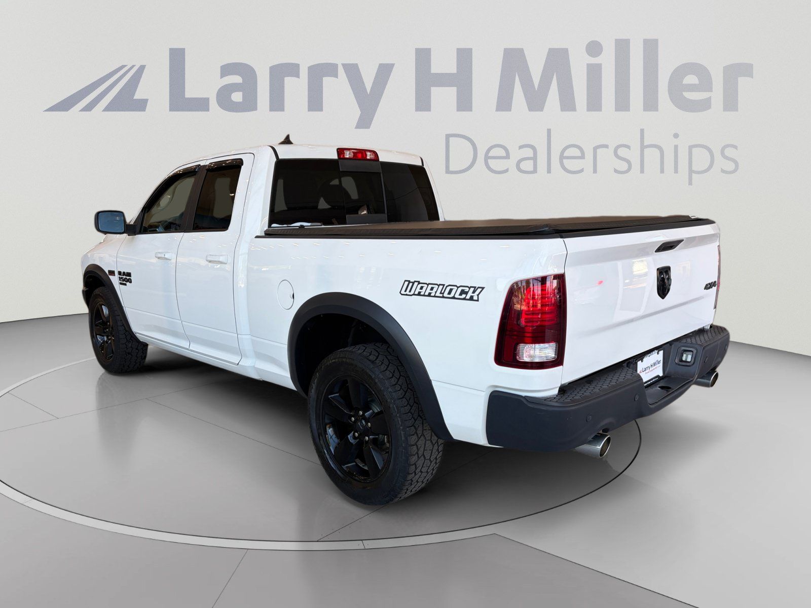 Used 2019 RAM 1500 Warlock w/ Electronics Group AWD/4WD image 3